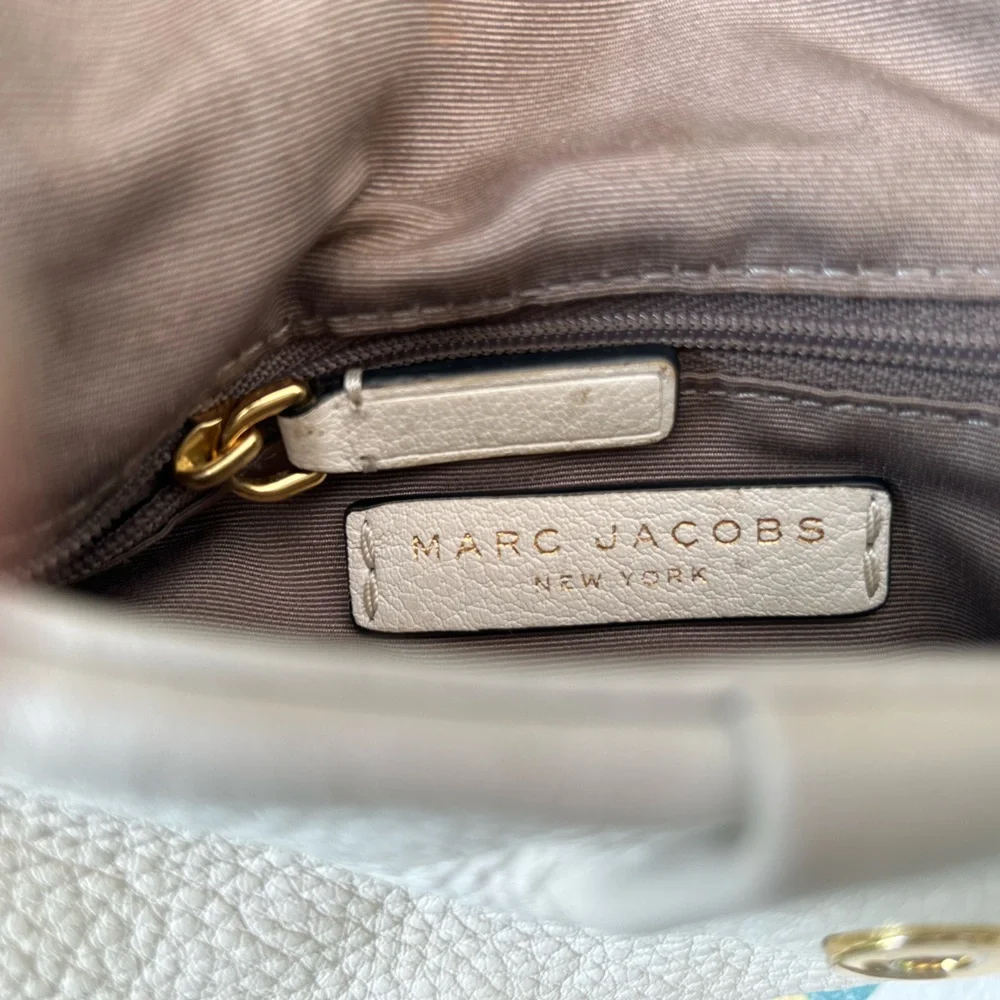 Marc by Marc Jacobs Classic Q Natasha Leather Crossbody Bag With Gold Hardware - Picture 5 of 14